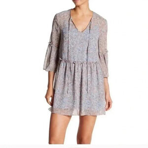 BCBGENERATION FLORAL LINED MINI DRESS 3/4 SLEEVES